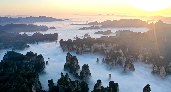 冬天去张家界穿什么衣服 张家界冬天适合旅游吗