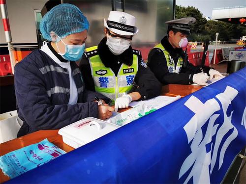 成都确诊女孩朋友圈系冒用 确诊女子隐私泄露警方介入