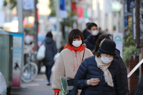 日本考虑全面禁止外国人入境 日本考虑再次宣布紧急状态