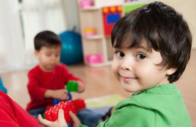 孩子第一天上幼儿园的朋友圈说说 宝宝第一天上幼儿园妈妈的朋友圈