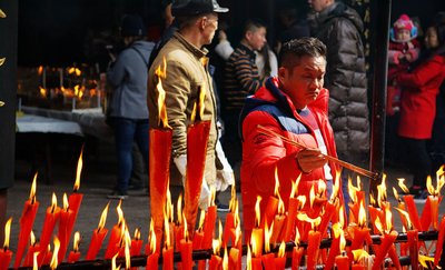 清明节可以去寺庙上香吗 清明节可以去寺庙祈福吗 清明节可以去拜佛吗