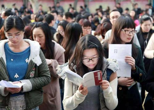 20余省份公务员考试今举行 公务员考试常识