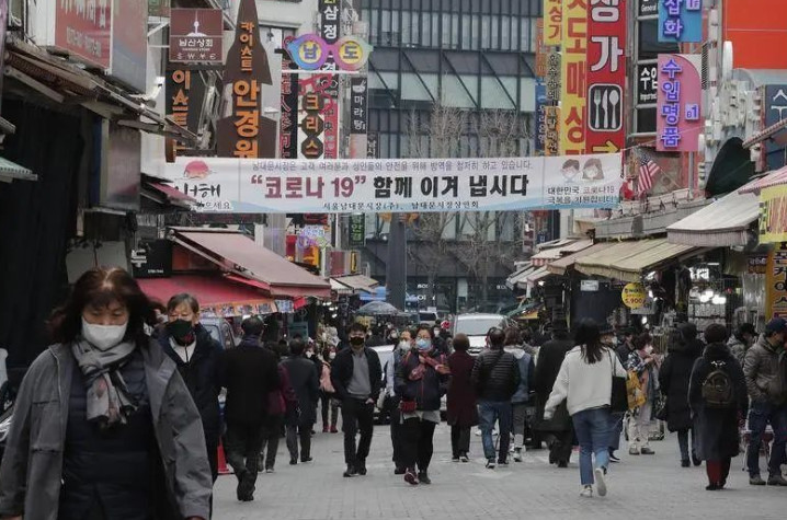 韩国总和生育率接连两年全球垫底 生育率低的原因