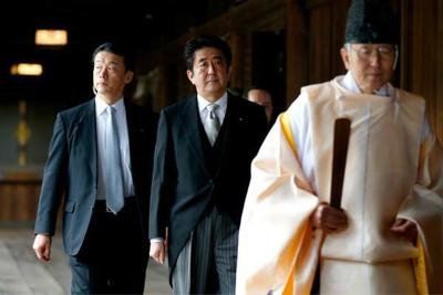 日本前首相安倍晋三参拜靖国神社 安倍为什么拜靖国神社？