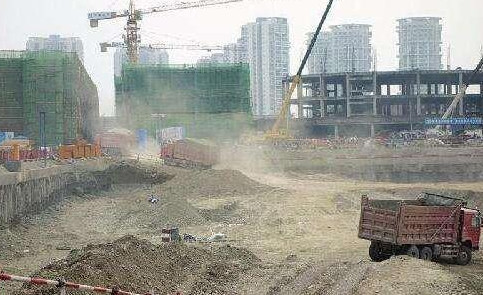 萍乡市严厉查处建筑工地扬尘污染行为 扬尘污染的危害 工地扬尘污染哪个部门管理