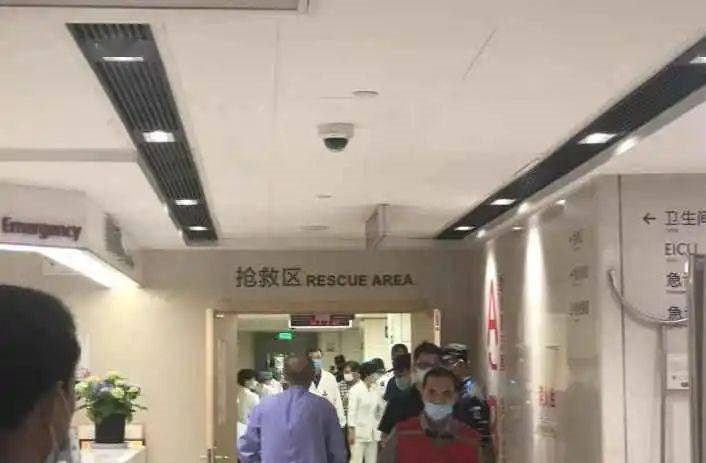 杭州通报门诊部失火致18人受伤 杭州医疗门诊部起火原因