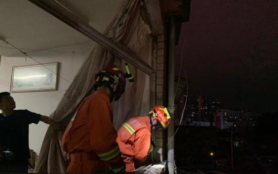 短时强降雨致贵州安顺多公共设施受损 暴风雨会造成哪些伤害