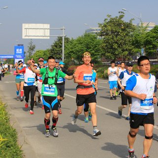 马拉松正能量满满句子 马拉松发朋友圈配语