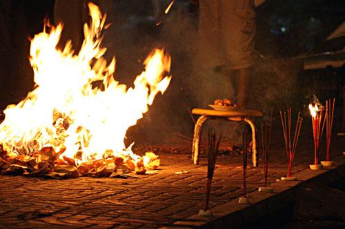 中元节祭奠逝去的亲人的句子 中元节祈祷逝去老人的语言