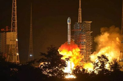 中国成功发射风云四号02星 中国发射航天器次数和质量位居世界第二