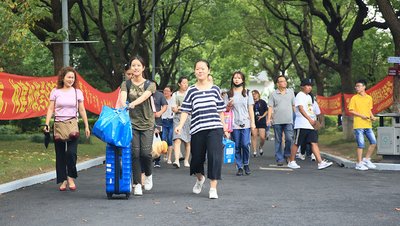 上大学需要准备什么东西 去大学需要准备什么东西