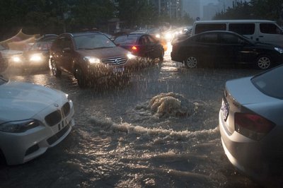 强降雨天气十大健康提示 北京入汛最强降雨