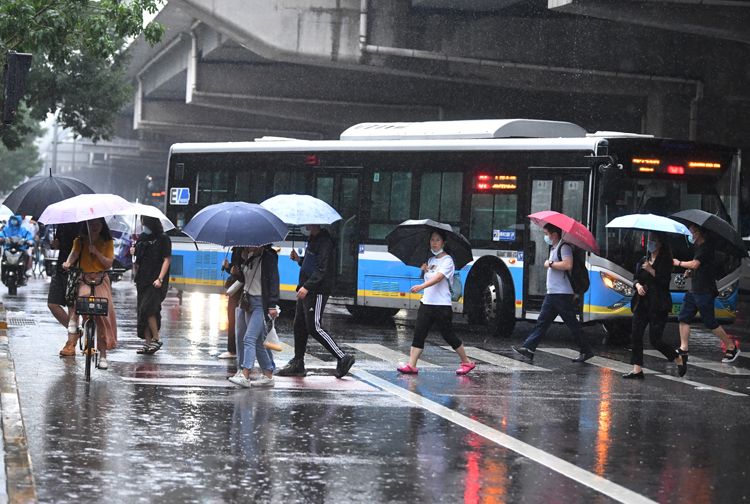 北京入汛最强降雨 北京建议12日弹性或错峰上下班