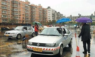 暴雨天气可以练车吗 下雨天适不适合练车