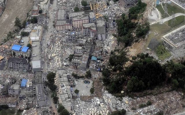 汶川地震成都等地震感明显 四川汶川县发生4 8级地震