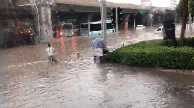 郑州暴雨最新消息实时 河南特大暴雨最新状况