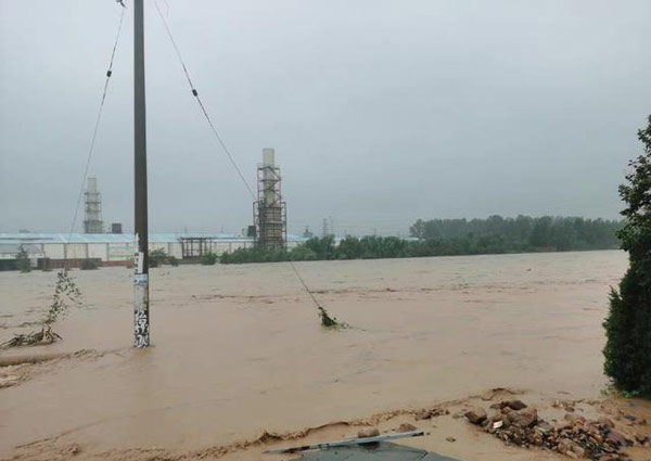 河南为何成为全国强降雨中心 洪灾已造成郑州市区12人死亡