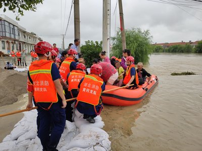 被洪水围困时应该怎么办 被洪水困住如何逃生