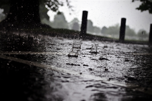 新乡2小时降雨量超过郑州 新乡暴雨实况