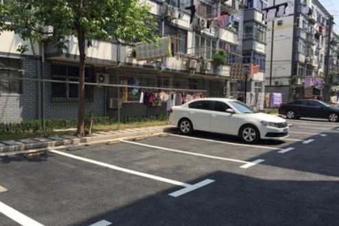 小区内乱停车122管理吗 小区内乱停车由哪个部门管理 对付小区乱停车的最佳办法