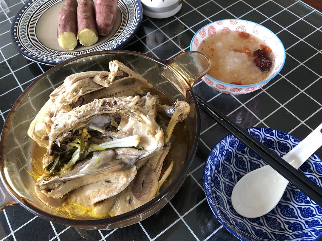 白露吃鸡是哪里的风俗 白露吃鸡肉好还是鸭肉好