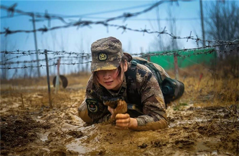 女生参军体检最尴尬的项目 女生当兵妇科检查这些