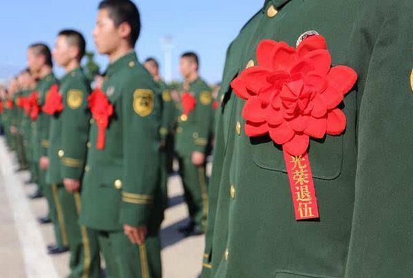 2021年5年兵回来有什么待遇 5年兵和2年兵有什么区别