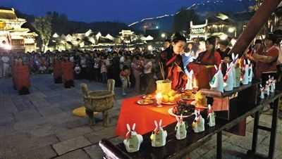 中秋节是祭祀节日吗 中秋节祭祀月的风俗 中秋节有祭月的风俗吗