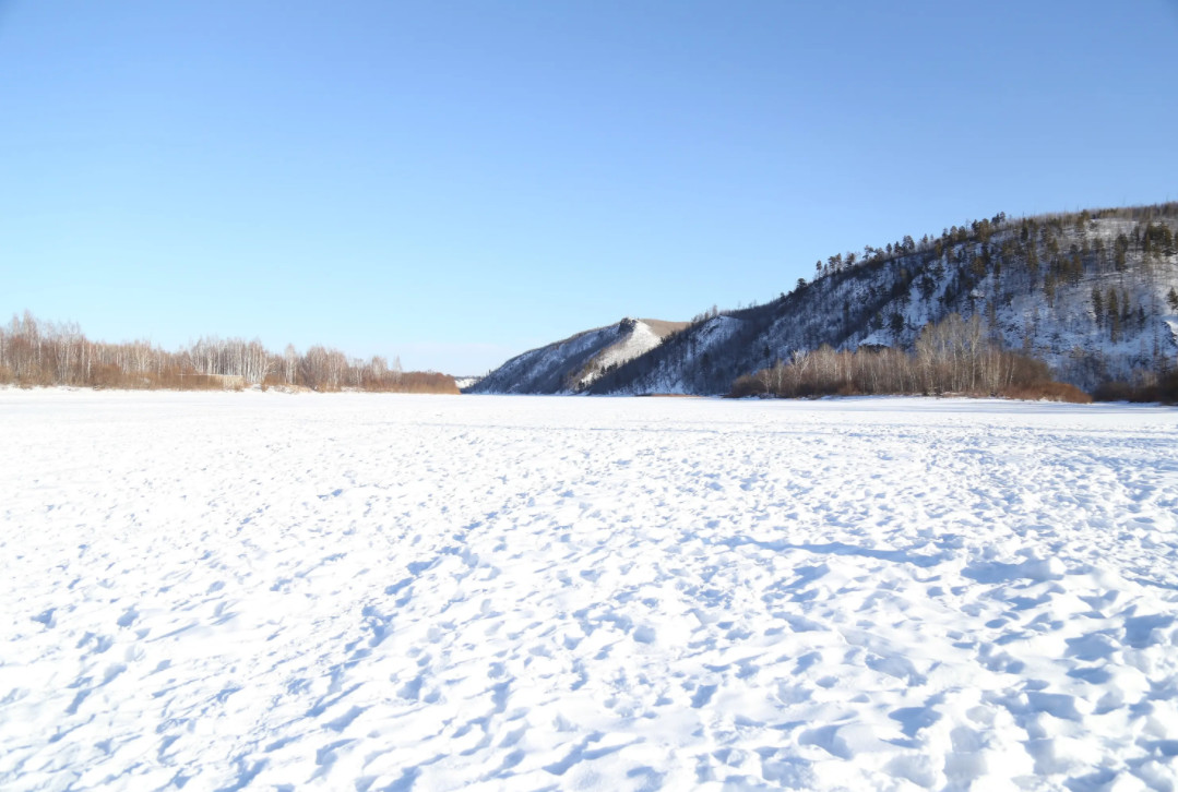 四月飘雪的唯美句子 四月飘雪的文案 四月飘雪的说说