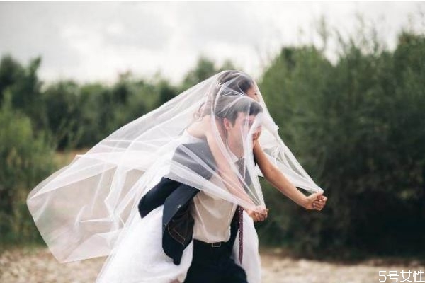 女人怎样才能嫁的好 一个聪明女人的嫁人经验